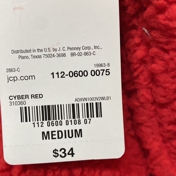 Sleep Chic Faux Fur Women’s red pull over w/ front pocket size medium‎ (W-184) - Picture 7 of 9